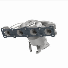 Load image into Gallery viewer, MagnaFlow Exhaust Products 5531590 California CARB Manifold Catalytic Converter for Select Hyundai Tucson