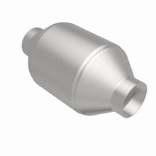 Load image into Gallery viewer, MagnaFlow Exhaust Products 59555 Standard Grade Universal Catalytic Converter