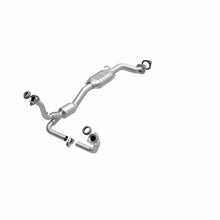 Load image into Gallery viewer, MagnaFlow Exhaust Products 24898 HM Grade Direct-Fit Catalytic Converter for Select Chevrolet Blazer