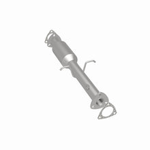 Load image into Gallery viewer, MagnaFlow Exhaust Products 23462 HM Grade Direct-Fit Catalytic Converter for Select Chevrolet S10, GMC Sonoma, Isuzu Hombre