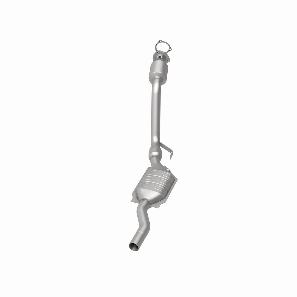MagnaFlow Exhaust Products 23719 HM Grade Direct-Fit Catalytic Converter for Select Audi A6, Audi A6 Quattro, Volkswagen Passat