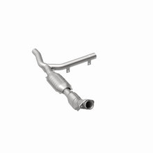 Load image into Gallery viewer, MagnaFlow Exhaust Products 93122 HM Grade Direct-Fit Catalytic Converter for Select Ford F-150, Ford F-150 Heritage