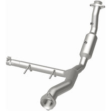 Load image into Gallery viewer, MagnaFlow Exhaust Products 5551469 California CARB Direct-Fit Catalytic Converter for Select Ford F-150