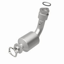 Load image into Gallery viewer, MagnaFlow Exhaust Products 5461627 California CARB Direct-Fit Catalytic Converter for Select Pontiac G8