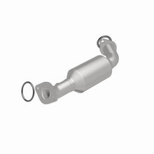 Load image into Gallery viewer, MagnaFlow Exhaust Products 5461885 California CARB Direct-Fit Catalytic Converter for Select Cadillac CTS