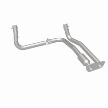 Load image into Gallery viewer, MagnaFlow Exhaust Products 52054 OEM Grade Direct-Fit Catalytic Converter for Select Chevrolet C2500, Chevrolet C2500 Suburban, Chevrolet C3500, Chevrolet K2500, Chevrolet K2500 Suburban, Chevrolet K3500, GMC C2500, GMC C2500 Suburban, GMC C3500, GMC