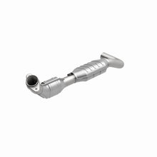 Load image into Gallery viewer, MagnaFlow Exhaust Products 23526 HM Grade Direct-Fit Catalytic Converter for Select Lincoln Navigator