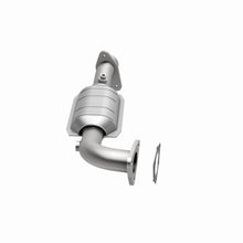 Load image into Gallery viewer, MagnaFlow Exhaust Products 23471 HM Grade Direct-Fit Catalytic Converter for Select Buick Roadmaster, Cadillac Commercial Chassis, Cadillac Fleetwood, Chevrolet Caprice, Chevrolet Commercial Chassis, Chevrolet Impala