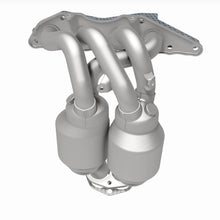 Load image into Gallery viewer, MagnaFlow Exhaust Products 5531347 California CARB Manifold Catalytic Converter for Select Mitsubishi Eclipse, Mitsubishi Galant
