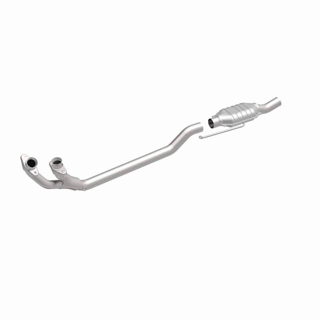 MagnaFlow Exhaust Products 93302 Standard Grade Direct-Fit Catalytic Converter for Select Ford Bronco, Ford E-150 Econoline, Ford E-150 Econoline Club Wagon, Ford E-250 Econoline, Ford E-250 Econoline Club Wagon, Ford E-350 Econoline, Ford E-350