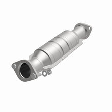 Load image into Gallery viewer, MagnaFlow Exhaust Products 24426 HM Grade Direct-Fit Catalytic Converter for Select Hyundai Azera, Hyundai Santa Fe, Hyundai Sonata, Hyundai Veracruz, Kia Amanti