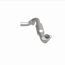 Load image into Gallery viewer, MagnaFlow Exhaust Products 4651507 California CARB Direct-Fit Catalytic Converter for Select Lincoln Navigator