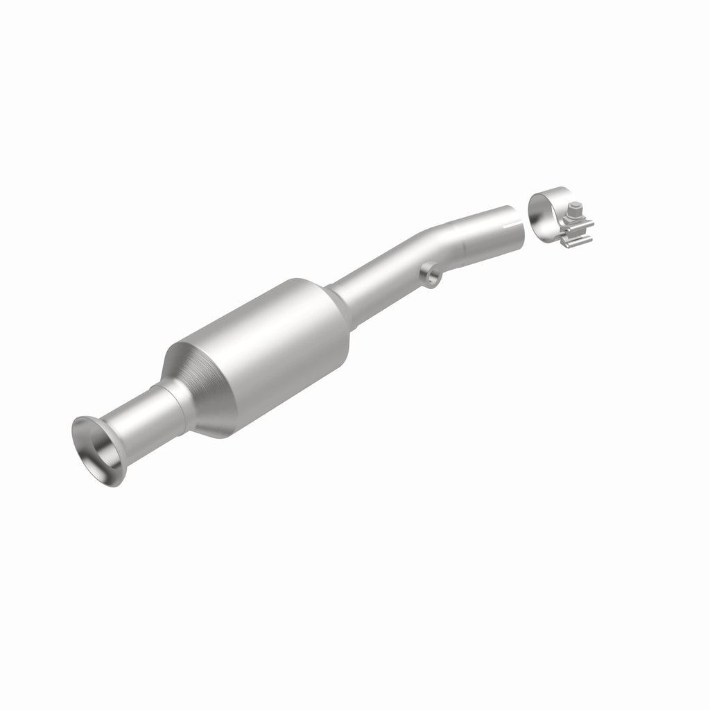 MagnaFlow Exhaust Products 21-288 OEM Grade Semi-Direct Fit Catalytic Converter for Select Chevrolet Prizm, Toyota Corolla