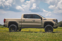 Load image into Gallery viewer, Rough Country 110700 Suspension Lift Kit for Select GMC Sierra