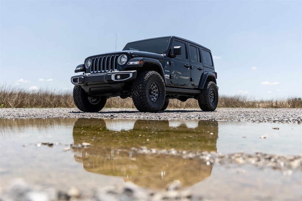 Rough Country 79340 Suspension Lift Kit w/Shocks for Select Jeep Wrangler
