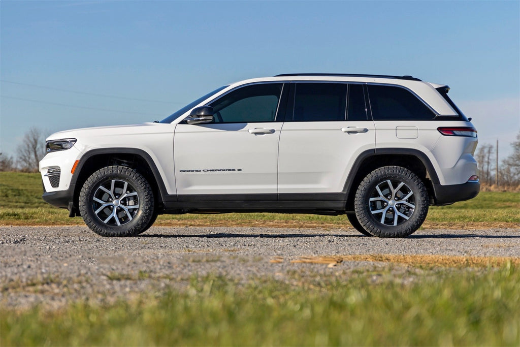 Rough Country 60700 Suspension Lift Kit for Select Jeep Grand Cherokee