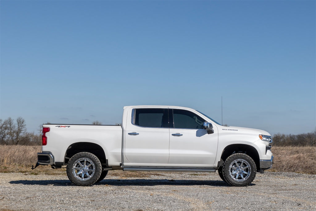 Rough Country 110430 Suspension Lift Kit for Select Chevrolet Silverado