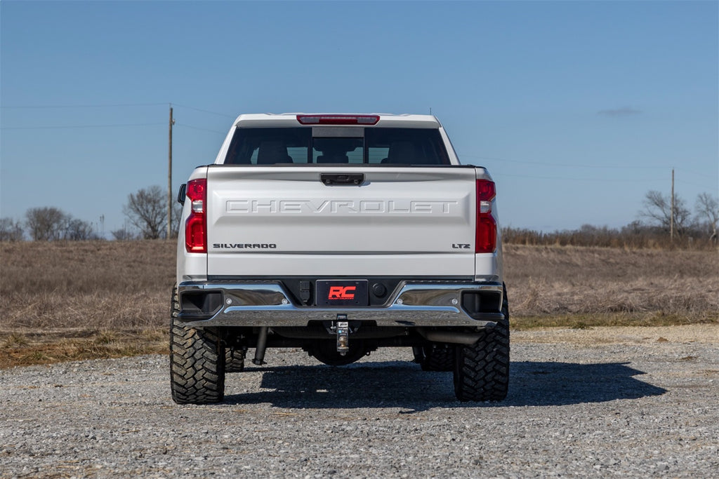 Rough Country 110431RED Suspension Lift Kit for Select Chevrolet Silverado