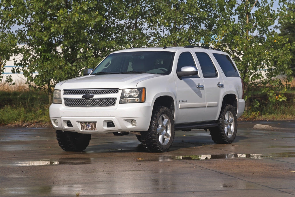 Rough Country 19340 Suspension Lift Kit for Select Chevrolet Avalanche, Chevrolet Suburban, Chevrolet Suburban 1500, Chevrolet Tahoe, GMC Yukon, GMC Yukon XL, GMC Yukon XL