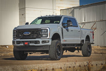 Load image into Gallery viewer, Rough Country 400258 Coilover Conversion Lift Kit for Select Ford F-250 Super Duty, Ford F-350 Super Duty