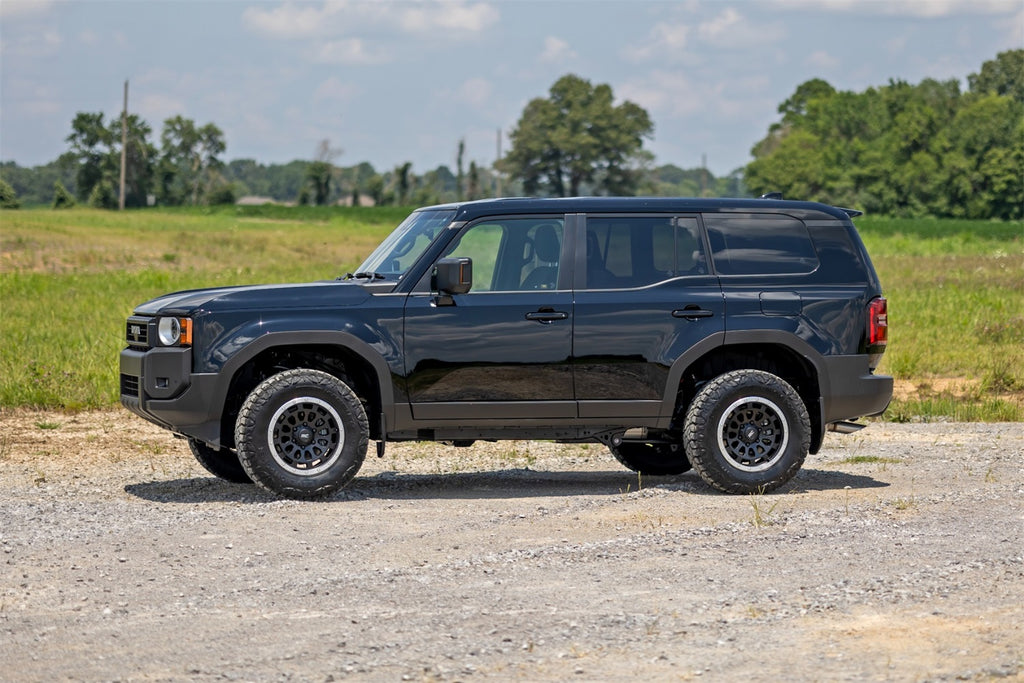 Rough Country 72900_A Leveling Lift Kit for Select Toyota Land Cruiser