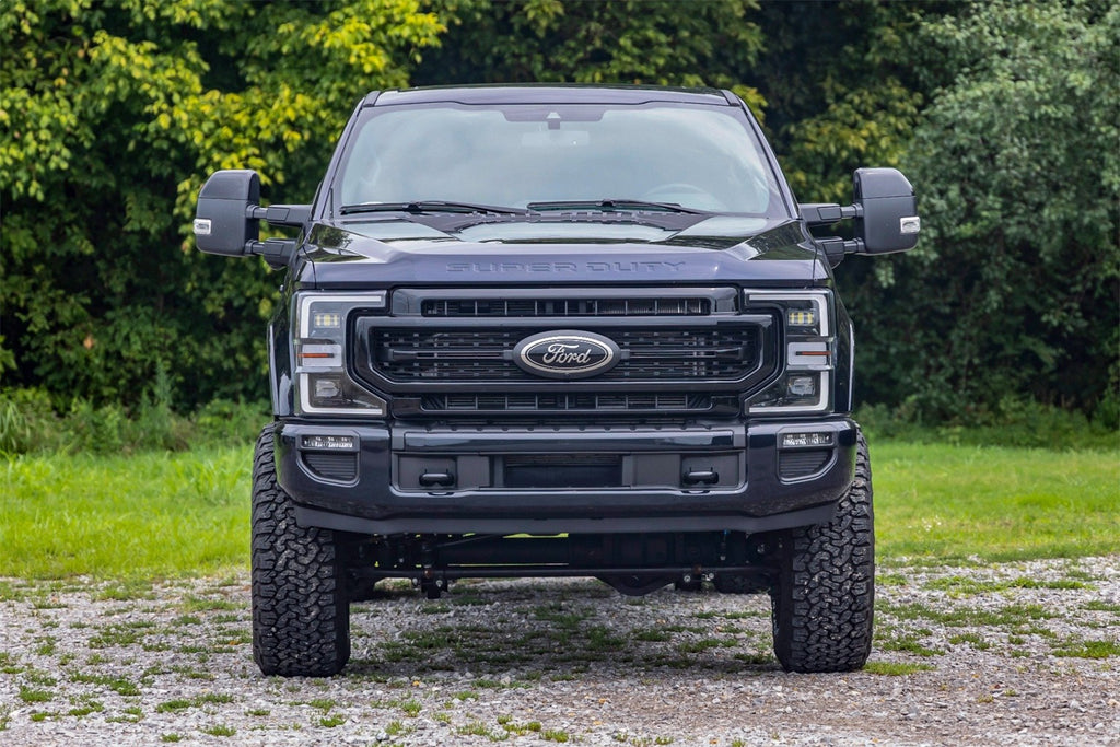Rough Country 41330 Suspension Lift Kit w/Shocks for Select Ford F-250 Super Duty, Ford F-350 Super Duty