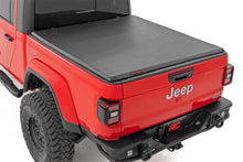 Load image into Gallery viewer, Rough Country 41620500A Soft Tri-Fold Tonneau Bed Cover for Select Jeep Gladiator