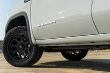 Load image into Gallery viewer, Rough Country 80200912A Series 80 Wheel for Select Cadillac Escalade, Chevrolet Avalanche, Chevrolet Avalanche 1500, Chevrolet Blazer, Chevrolet C10 Pickup, Chevrolet Colorado, Chevrolet K10, Chevrolet K10 Pickup, Chevrolet K10 Suburban, Chevrolet K1500,