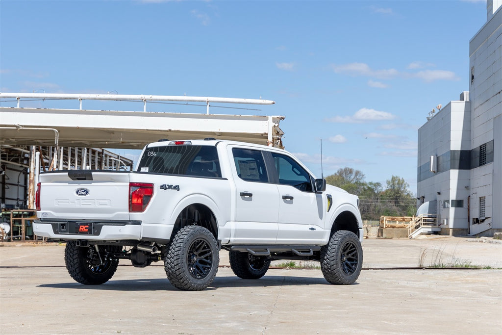Rough Country 49930 Suspension Lift Kit w/Shocks for Select Ford F-150