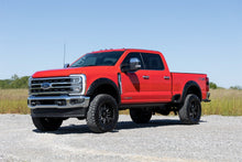 Load image into Gallery viewer, Rough Country 43670 Suspension Lift Kit w/V2 Shocks for Select Ford F-250 Super Duty