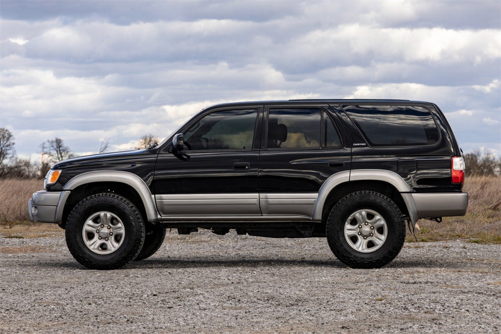 Rough Country 501153 Leveling Strut Kit for Select Toyota 4Runner