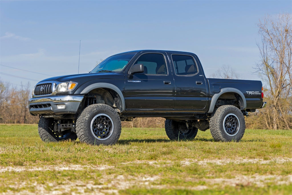 Rough Country 74131 Suspension Lift Kit w/Shocks for Select Toyota Tacoma