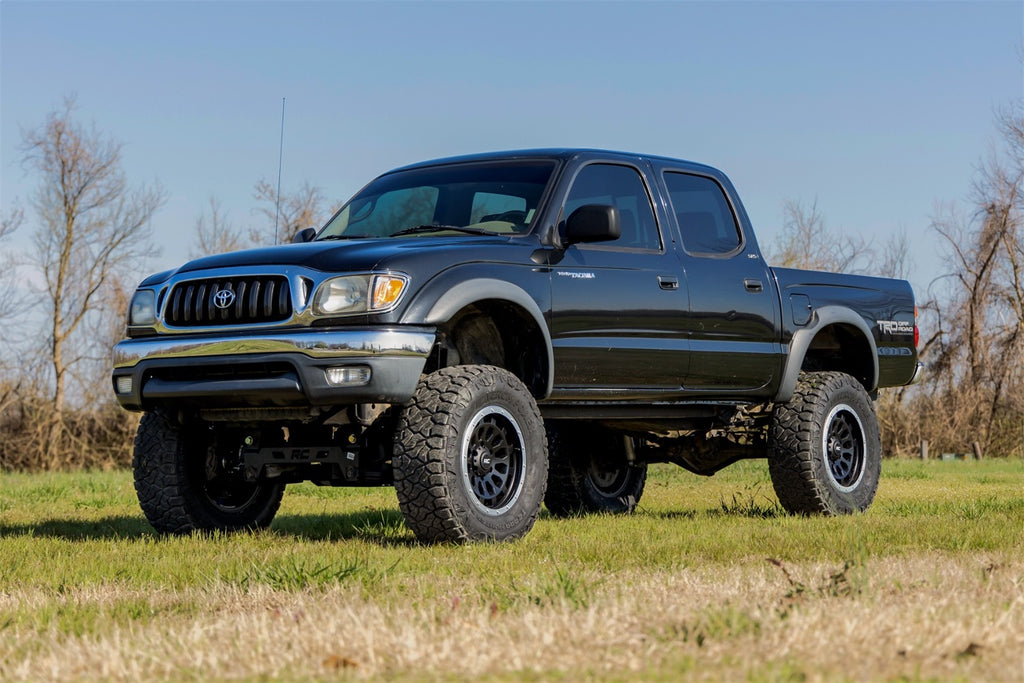 Rough Country 74131 Suspension Lift Kit w/Shocks for Select Toyota Tacoma