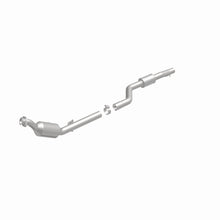 Load image into Gallery viewer, MagnaFlow Exhaust Products 5561569 California CARB Direct-Fit Catalytic Converter for Select Mercedes-Benz CL550, Mercedes-Benz S550