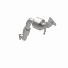 Load image into Gallery viewer, MagnaFlow Exhaust Products 52585 OEM Grade Direct-Fit Catalytic Converter for Select Audi Q7, Volkswagen Touareg