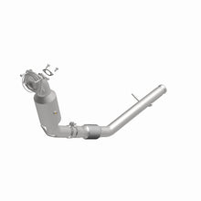Load image into Gallery viewer, MagnaFlow Exhaust Products 21-958 OEM Grade Direct-Fit Catalytic Converter for Select Jeep Wrangler