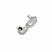 Load image into Gallery viewer, MagnaFlow Exhaust Products 51324 OEM Grade Direct-Fit Catalytic Converter for Select Ford F-150, Ford F-150 Heritage