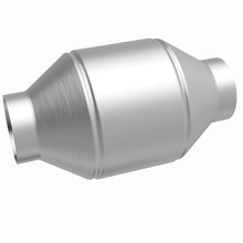 Load image into Gallery viewer, MagnaFlow Exhaust Products 51656 OEM Grade Universal Catalytic Converter for Select Acura MDX, Acura RDX, Acura RLX, Acura TL, Acura TSX, Acura ZDX, Audi A3, Audi Q7, Cadillac CT6, Cadillac Escalade, Cadillac Escalade ESV, Cadillac Escalade EXT,