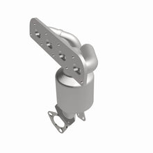 Load image into Gallery viewer, MagnaFlow Exhaust Products 22-057 OEM Grade Manifold Catalytic Converter for Select Cadillac ELR, Chevrolet Volt