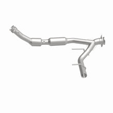 Load image into Gallery viewer, MagnaFlow Exhaust Products 4583078 California CARB Direct-Fit Catalytic Converter for Select Ford Expedition