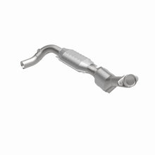 Load image into Gallery viewer, MagnaFlow Exhaust Products 447158 California CARB Direct-Fit Catalytic Converter for Select Ford E-150, Ford E-150 Club Wagon, Ford E-150 Econoline, Ford E-150 Econoline Club Wagon, Ford E-250, Ford E-250 Econoline