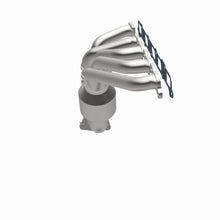 Load image into Gallery viewer, MagnaFlow Exhaust Products 4583862 California CARB Manifold Catalytic Converter for Select Chevrolet Colorado, GMC Canyon, Hummer H3, Isuzu i-350