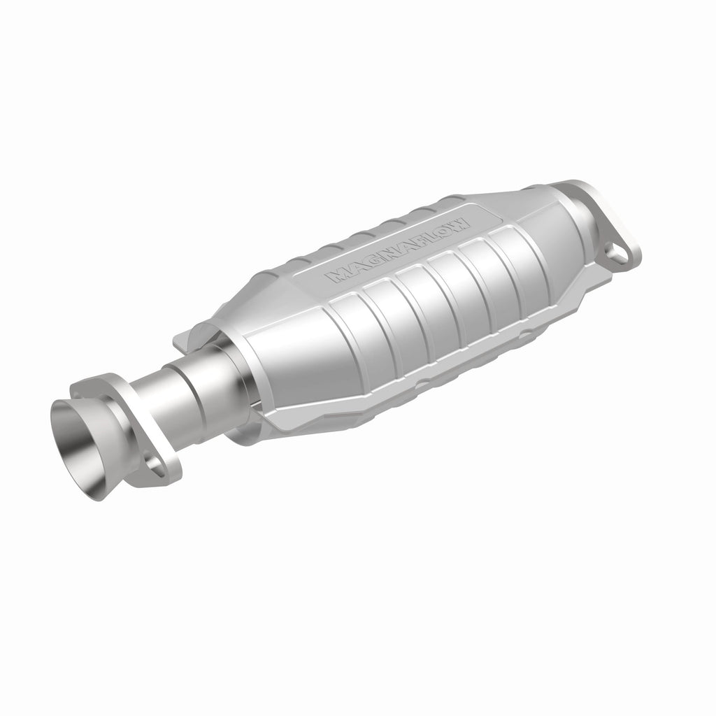 MagnaFlow Exhaust Products 93286 HM Grade Direct-Fit Catalytic Converter for Select Mitsubishi Montero
