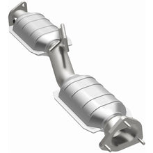 Load image into Gallery viewer, MagnaFlow Exhaust Products 93141 HM Grade Direct-Fit Catalytic Converter for Select Ford Explorer