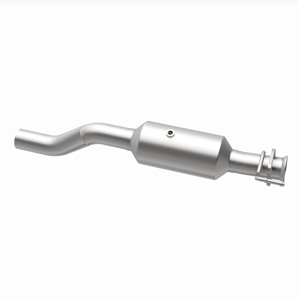 MagnaFlow Exhaust Products 280440 OEM Grade Direct-Fit Catalytic Converter for Select Ford F-350 Super Duty, Ford F-450 Super Duty, Ford F-550 Super Duty