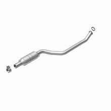 Load image into Gallery viewer, MagnaFlow Exhaust Products 51375 OEM Grade Direct-Fit Catalytic Converter for Select BMW 525i, BMW 525xi, BMW 528i, BMW 528i xDrive, BMW 528xi, BMW 530i, BMW 530xi