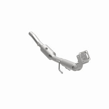 Load image into Gallery viewer, MagnaFlow Exhaust Products 5461464 California CARB Direct-Fit Catalytic Converter for Select Volkswagen Jetta