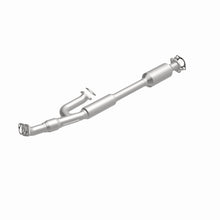 Load image into Gallery viewer, MagnaFlow Exhaust Products 5571534 California CARB Direct-Fit Catalytic Converter for Select Hyundai Tiburon