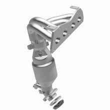 Load image into Gallery viewer, MagnaFlow Exhaust Products 5631520 California CARB Direct-Fit Catalytic Converter for Select Lexus ES300h, Toyota Avalon, Toyota Camry