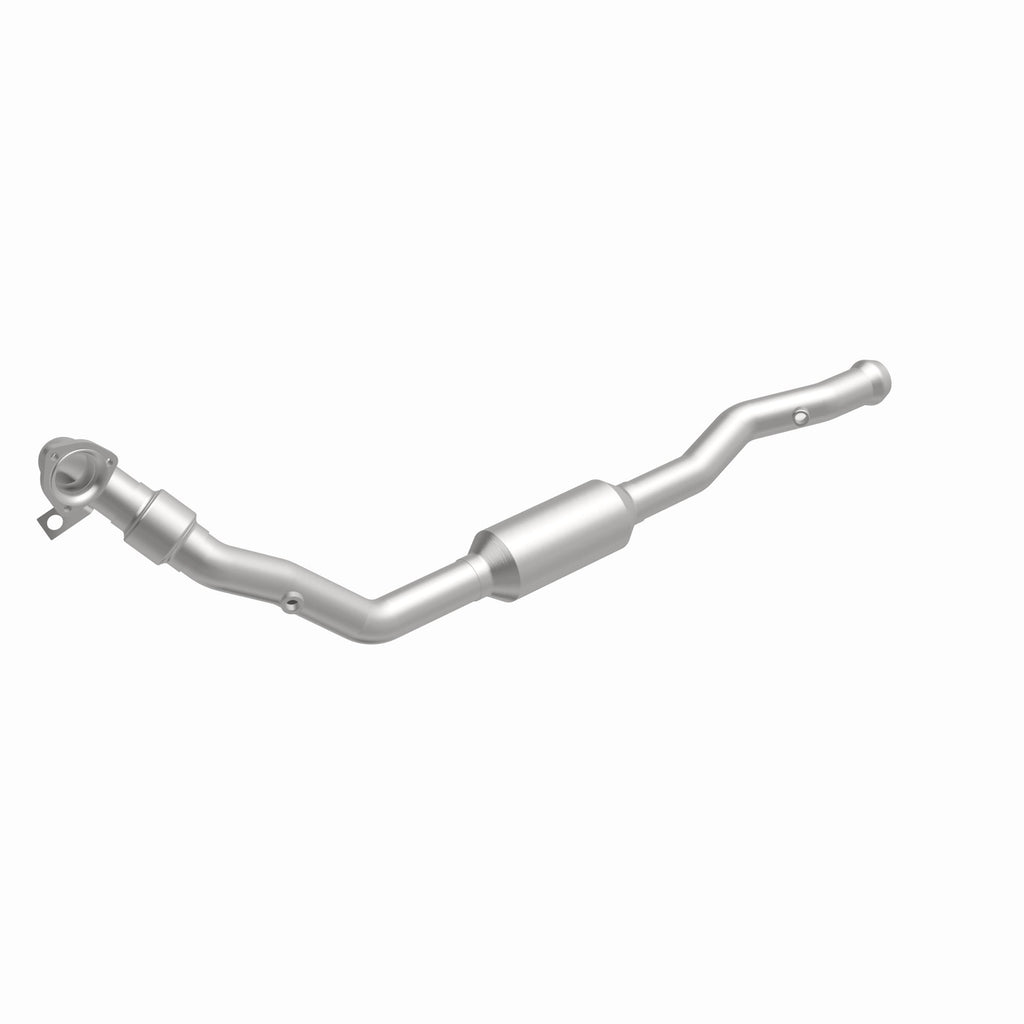 MagnaFlow Exhaust Products 4481281 California CARB Direct-Fit Catalytic Converter for Select Volvo 850